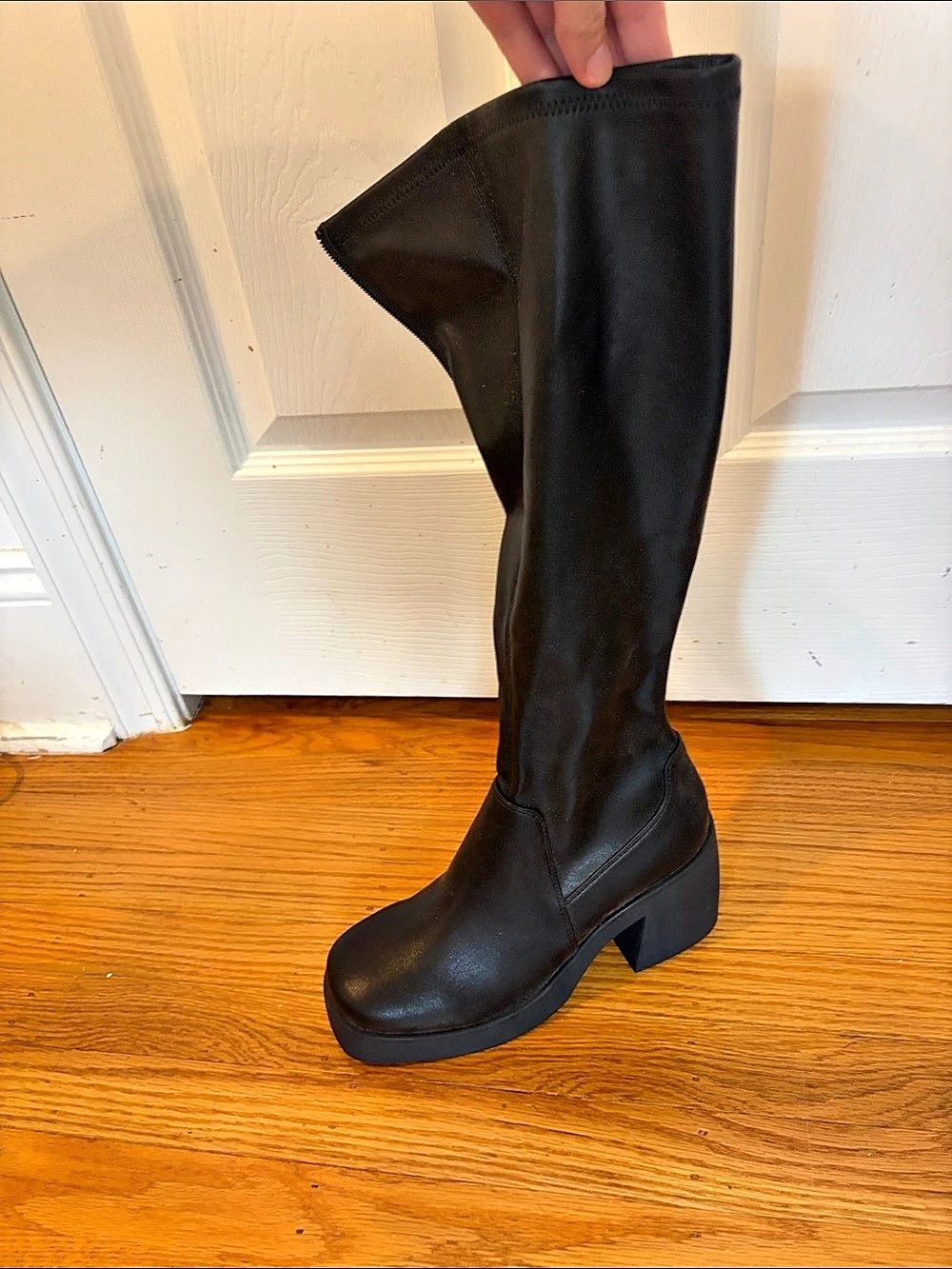 Steve Madden Black Over-the-Knee Heeled Boots Like New Size 8